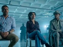 Sinopsis The Hitmans Wifes Bodyguard, Pengawal Cakap Hadapi Penipu Cerdik