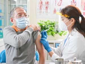 Sebelum Divaksin, Lansia Dapat Pertanyaan Tambahan Ini Saat Skrining