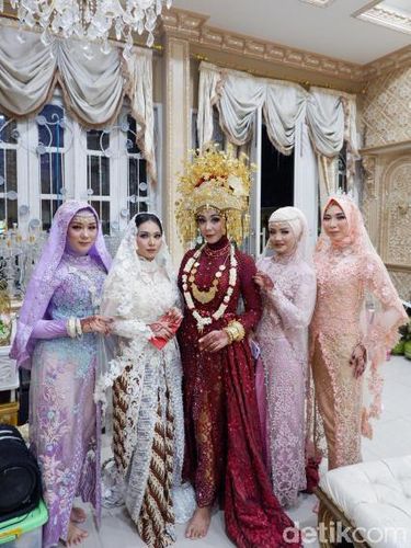 Viral 'nikah massal' di Lubuk Linggau, Sumatera Selatan.