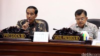 Lalu di tahun 2014, Jokowi menjadi presiden. Saat itu dia berpasangan dengan politikus senior Golkar, Jusuf Kalla. dok.detikcom  