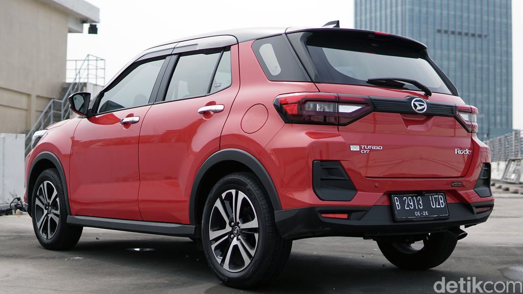 Daihatsu Rocky 1.0 R TC CVT ASA yang dites oleh tim detikOto