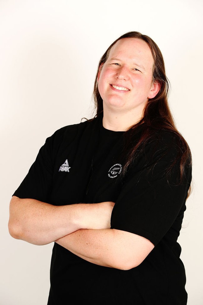 “Aku sangat bahagia dan tersentuh atas kebaikan dan dukungan yang telah diberikan padaku dari banyak sekali masyarakat New Zealand,” ujar Laurel Hubbard dalam pernyataannya. Foto: Getty Image