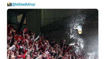 Beritahu saya apa yang istimera dari sepakbol? Denmark semalam. Foto: Twitter