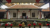 Bangunan Candra Naya tersebut adalah rumah terakhir Mayor China di Batavia.  