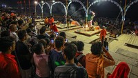 Meskipun jumlah orang yang divaksinasi masih di bawah target yang diharapkan.  
