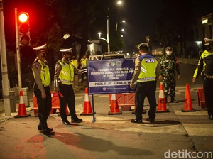 Opsi PPKM Darurat Mencuat, Pakar Usul Strategi Push and Pull