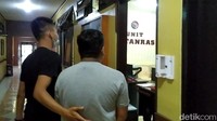 Andrey mengatakan, berdasarkan hasil pemeriksaan sementara, Frey berdalih nekat membacok Dani lantaran tak terima ibunya diacungi golok oleh Dani.  