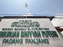 Robot Sabai dan Midun dari Santri Putri