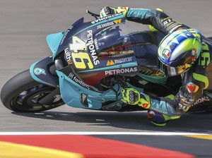 Psssttt... Diam-diam Marquez Masih Kagum sama Rossi, Lho!