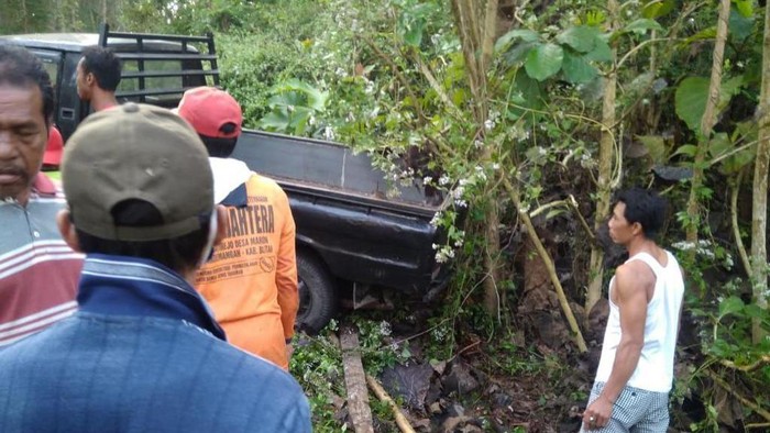 tewas terundur pikap