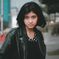 Amel menceritakan awal mula ia melakukan sesi foto bersama Taufik. Saat itu dia dan kakaknya sedang mampir ke sebuah coffe shop. Setelah itu keduanya berencana untuk naik MRT dan foto OOTD di daerah Dukuh Atas, Jakarta Pusat. Foto: Dok. Tangkap layar akun TikTok @iamaugustsap.