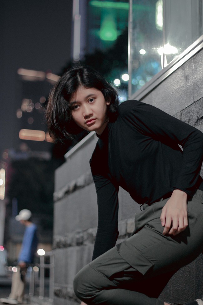 Pas saya ketemu awal-awal saya merasa Amel membuka masker. Saya kaget wah kok mirip Nike Ardilla, tambah Taufik. Foto: Dok. Tangkap layar akun TikTok @iamaugustsap.