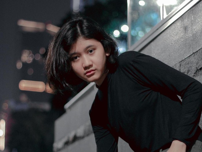 Foto Siti Aisyah Mardhiya Amilia yang mirip dengan Nike Ardilla. Foto Siti Aisyah Mardhiya Amilia yang mirip dengan Nike Ardilla.