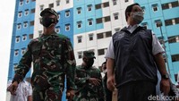 Total nanti ada 4 tower yang digunakan dengan kapasitas 1 tower ada 500 unit kamar. Perlu diketahui kasus aktif COVID-19 di DKI Jakarta mengalami kenaikan hingga 70 persen dalam satu pekan terakhir.
