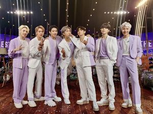Kisah ARMY Afghanistan Bakar Album BTS karena Taliban, Dilarang Dengar Musik