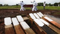 Pada 22 Juni, pasien sembuh dari Corona mencapai 1.810.136 orang. Sedangkan total pasien COVID-19 yang meninggal dunia berjumlah 55.291 orang. AP Photo/Achmad Ibrahim.
