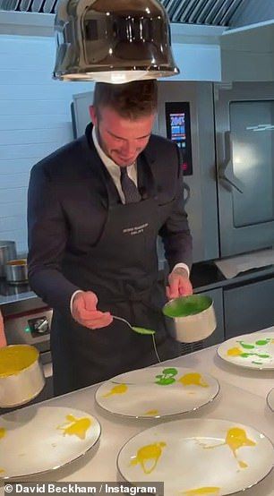 David Beckham Jadi 'Asisten' Chef Massimo Bottura, Jago Plating Makanan!