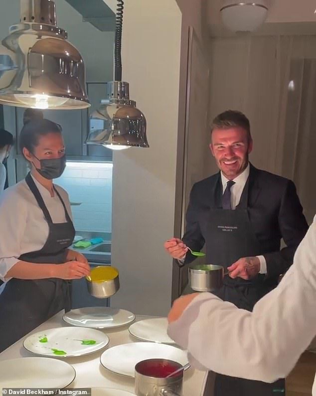 David Beckham Jadi 'Asisten' Chef Massimo Bottura, Jago Plating Makanan!