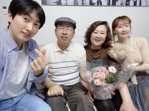 Kabar Duka, Ayah Eunhyuk Super Junior Meninggal Dunia