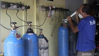 Sejak senin 21 Juni 2021 pengiriman stok oksigen dari distributor mulai terhenti, karena fokus pada kebutuhan oksigen medis rumah sakit.
