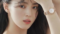 Han So Hee, aktris cantik berusia 28 tahun (usia Korea) yang saat ini sedang naik daun. Setelah sukses berakting sebagai pelakor dalam drama World of The Married, Han So Hee kembali mendapatkan peran utama dalam drama Nevertheless. Foto: instagram @xeesoxee