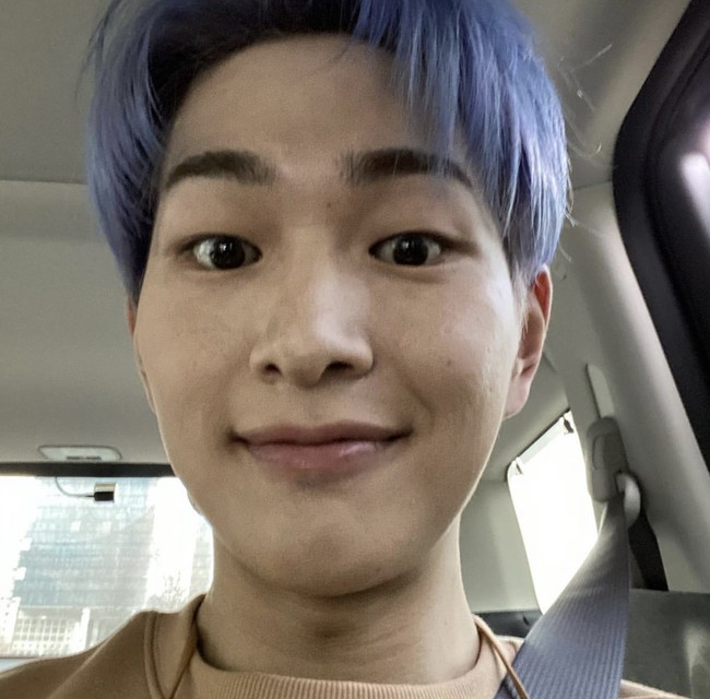 Onew SHINee memilih username Instagram “dlstmxkakwldrl”. Bila diketik dalam keyboard Korea, huruf tersebut dapat dibaca sebagai ‘Instamajingki’, gabungan kata Insta, nama aslinya Jin Ki, dan karakter manga Majinga. Foto: dok. Instagram dlstmxkakwldrl