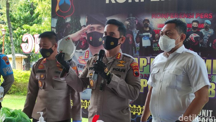 Kapolrestabes Semarang Kombes Irwan Anwar jumpa pers kasus pembunuhan, Rabu (23/6/2021).
