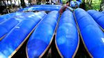 Menyulap Drum Plastik Bekas Menjadi Perahu