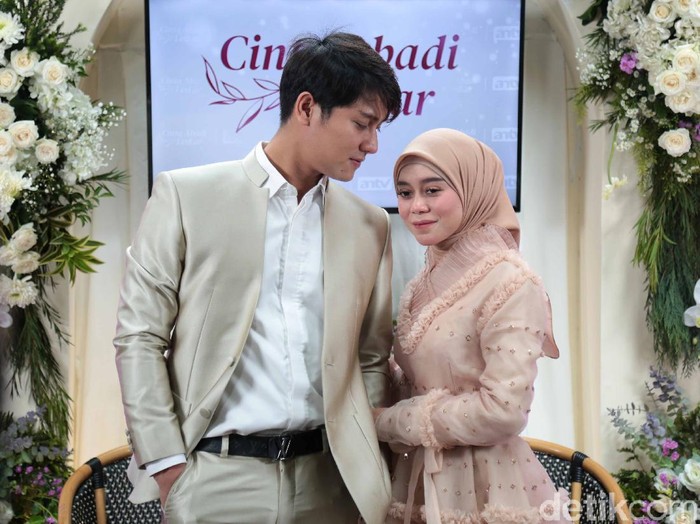 Rizky Billar dan Lesti Kejora