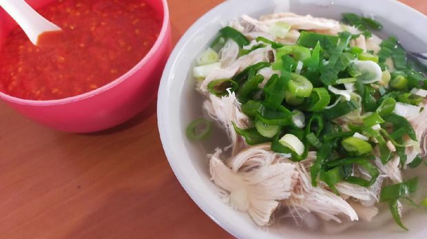 Sahoun Ayam Pak Karmin di Purwokerto