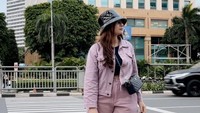 Sarah Keihl terbilang aktif mengunggah konten di Instagram. Mulai dari OOTD hingga video-video menarik yang direkamnya. (Foto: dok. Instagram @sarahkeihl) 