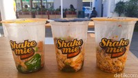 Kami memesan 3 menu mie dari Shake Mie. Ada Harlem Shake, The Tango, dan Shake Mie Freestyle. Foto: detikFood/Yenny Mustika Sari