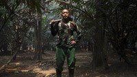 Itulah Kebun Cagar Buah Condet (KCBC), satu dari sedikit lahan yang tersisa di Jakarta dimana salak condet tumbuh subur.  