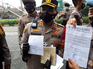 Polisi Temukan Dokumen FPI Saat Periksa Sejumlah Orang di PN Jaktim