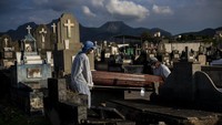 Worldometers juga mencatat Brazil mencatatkan 78.342 pasien yang sembuh dan India 48.930 orang yang sembuh dalam satu hari.