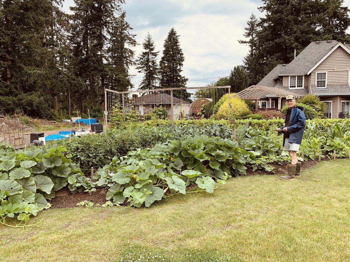 Gokil! Pemakaman Ini Konsepnya Kebun Sayur yang Bisa Dipetik Langsung