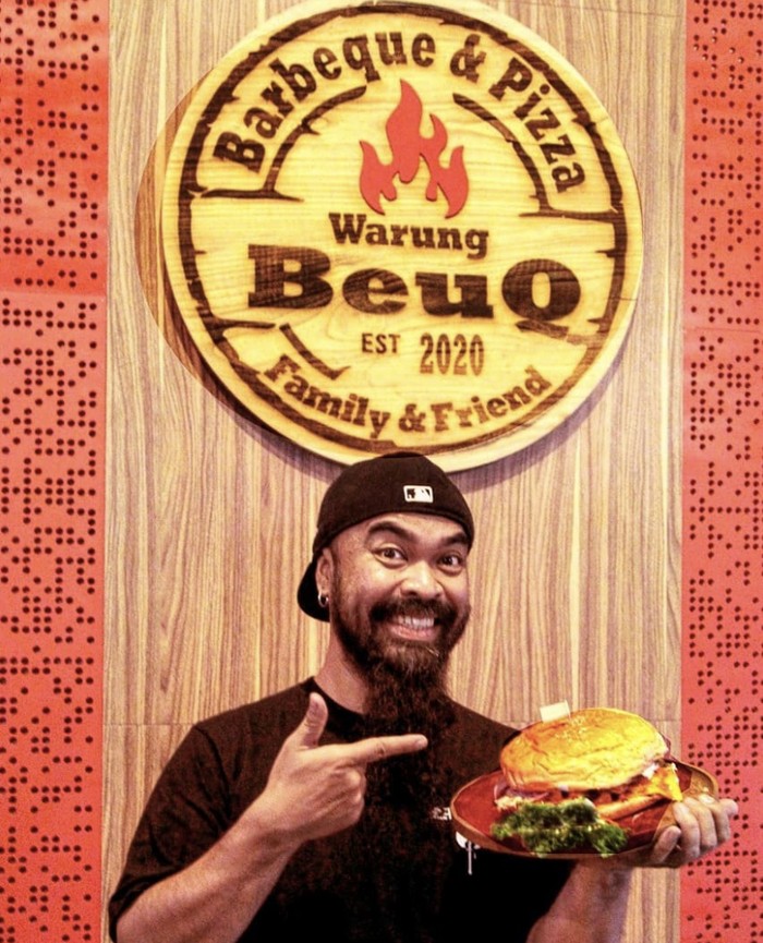 Jadi Presenter Acara Kuliner, Peppy Cicip Burger hingga Roti Cane Manis Jadi Presenter Acara Kuliner, Peppy Cicip Burger hingga Roti Cane Manis