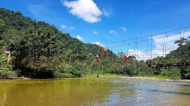 Jembatan Rusak di Mamasa