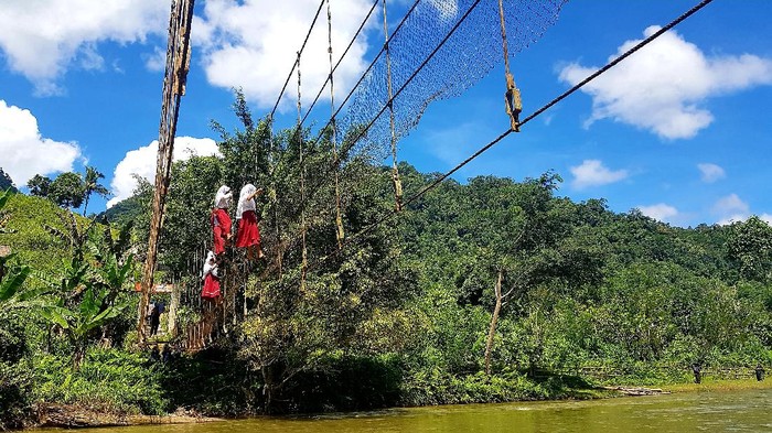 Jembatan Rusak di Mamasa Jembatan Rusak di Mamasa