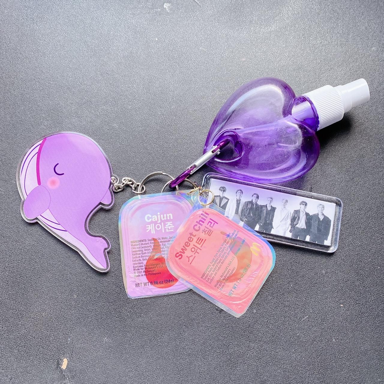 Kreatif! ARMY Buat Anting hingga Sepatu Keren dari Kemasan BTS Meal