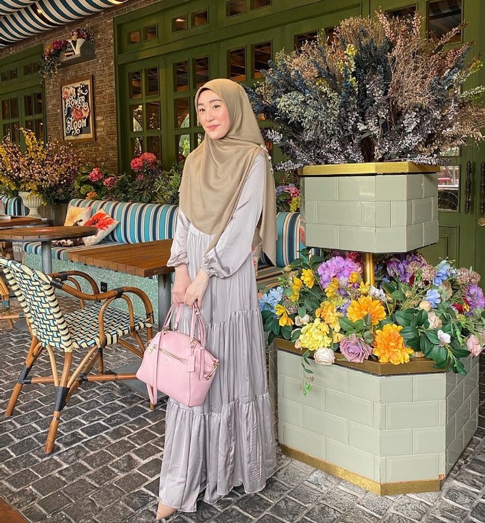 Larissa Chou Pindah Rumah