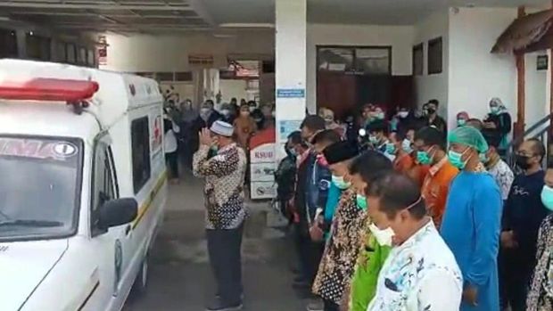 Nakes di Banyuwangi Meninggal Positif COVID-19