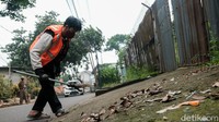Gencarnya razia masker tersebut diharapkan dapat meningkatkan kesadaran masyarakat akan pentingnya menggunakan masker saat beraktivitas di luar rumah, terlebih kasus COVID-19 di Indonesia saat ini tengah mengalami peningkatan.