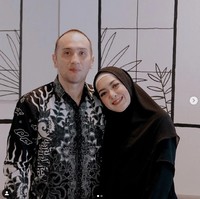 Richa Novisha dan Gary Iskak menikah pada 2009. Dari pernikahan tersebut keduanya dikaruniai sepasang anak laki-laki dan perempuan yaitu Muhammad Adilla Rafisya Iskak dan Taqya Zahra Mikaela Iskak. Foto: Dok. Instagram @richaiskak