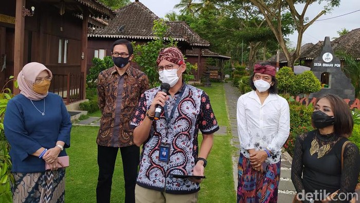 Sandiaga Uno