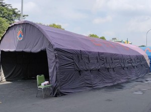 RS dr Moewardi Solo Pasang Tenda untuk Antrean Pasien Corona