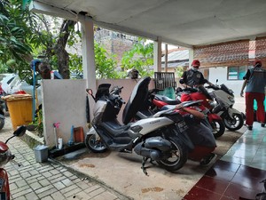 Tips Ringan Rawat Sepeda Motor di Rumah