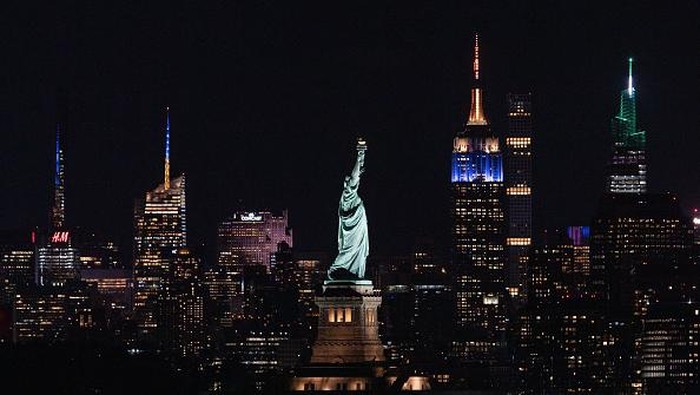 COVID-19 masih menjadi pandemi global. Dan inilah 5 negara dengan kasus tertinggi dunia yaitu Amerika Serikat, India, Brasil, Prancis dan Turki.