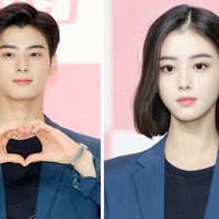 Cha Eun Woo dijuluki sebagai ‘face genius’ karena memiliki wajah yang begitu simetris. Bintang True Beauty ini pun dikenal sebagai flower boy, yang terlihat tampan sekaligus cantik. Foto: dok Naver, dok Naver