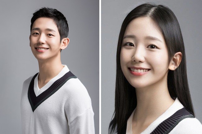 Beginilah penampilan Jung Hae In bila memiliki rambut panjang dan memakai riasan makeup. Lawan main Jisoo BLACKPINK dalam drama Korea Snowdrop ini terlihat manis dan anggun. Foto: dok Star Focus, dok Naver